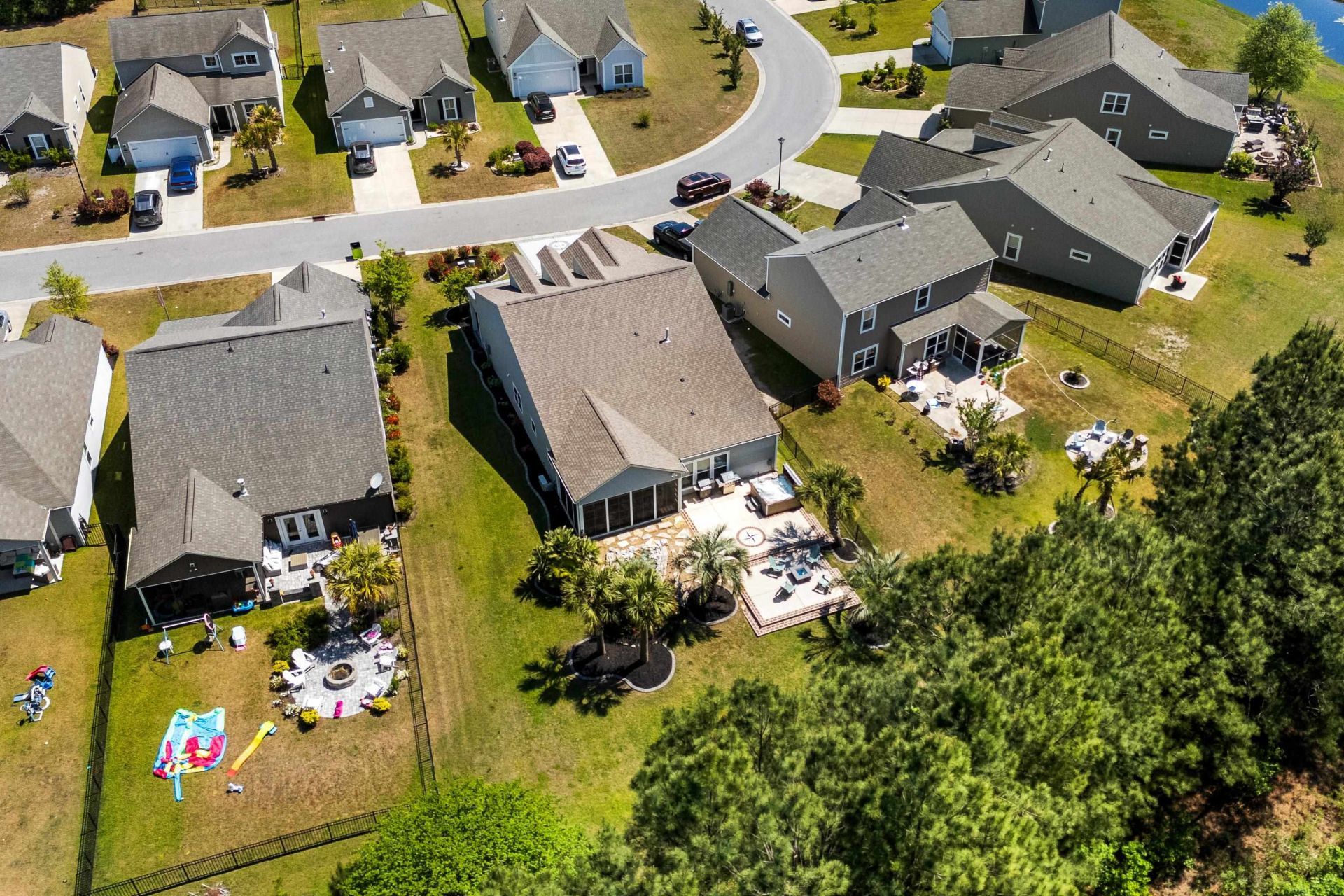 526 Carnaby Loop Photo 60