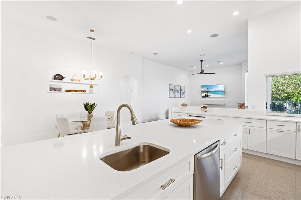 4090 W Gulf Dr, Sanibel, FL 33957 Photo