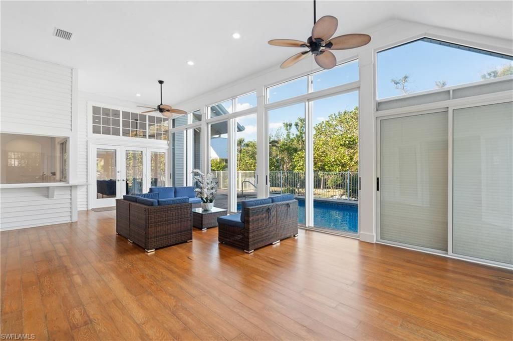 4090 W Gulf Dr, Sanibel, FL 33957 Photo