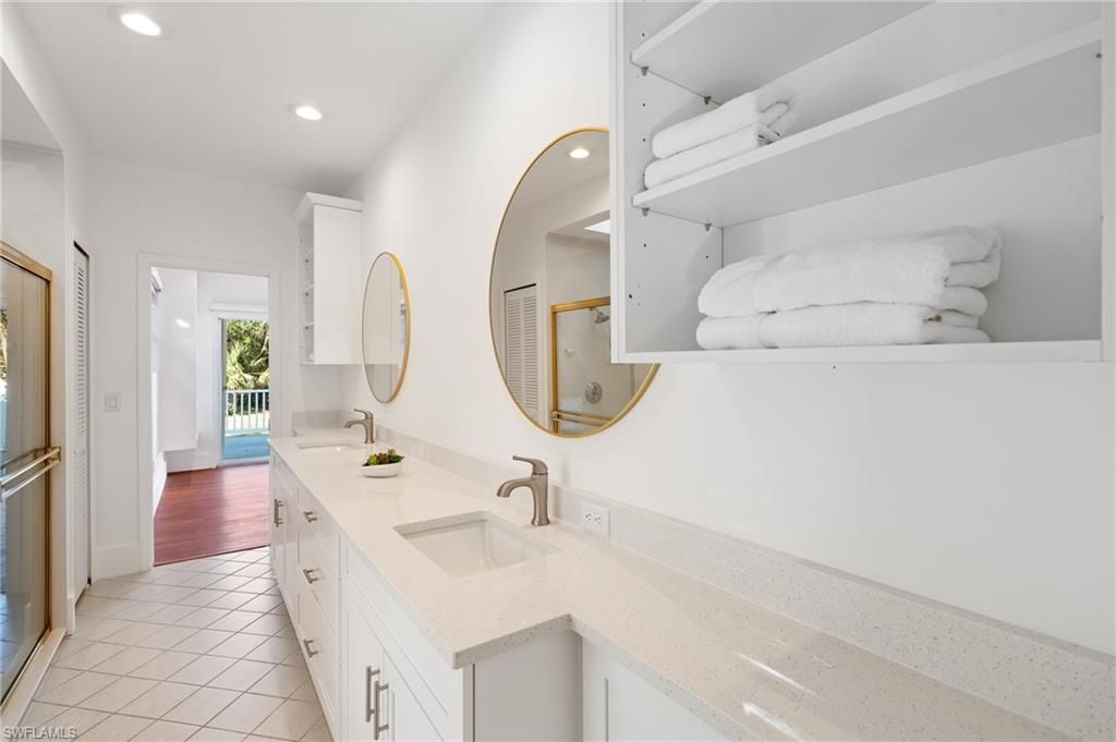 4090 W Gulf Dr, Sanibel, FL 33957 Photo