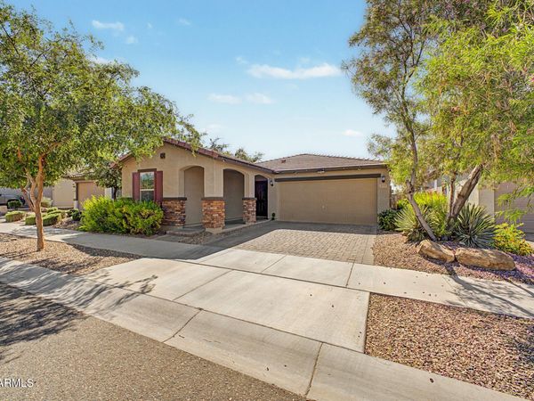 2732 N 154TH Drive, Goodyear, AZ 85395