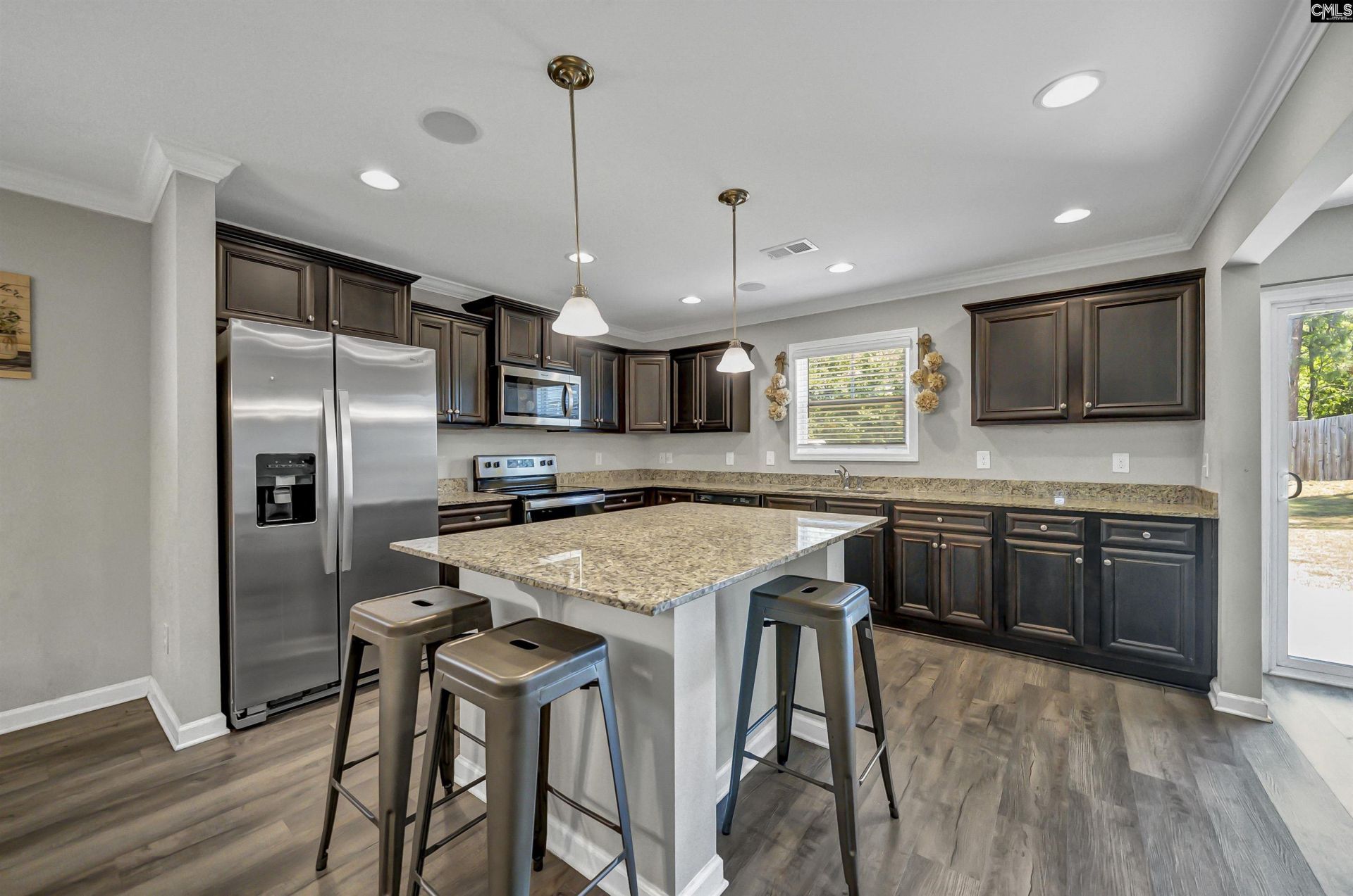 1107 Dawhoo Court Photo 5