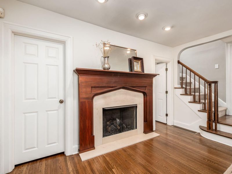 2629 E Broad Street, Columbus, OH 43209 Photo 15