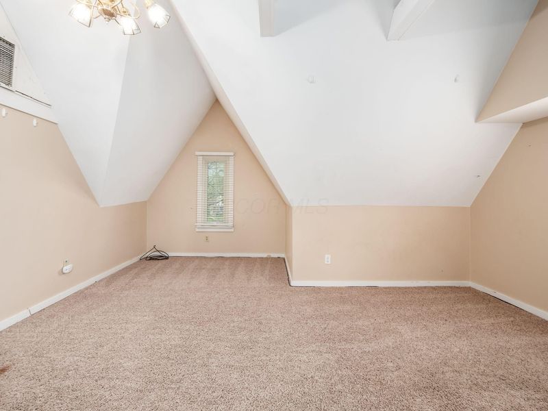 2629 E Broad Street, Columbus, OH 43209 Photo 35