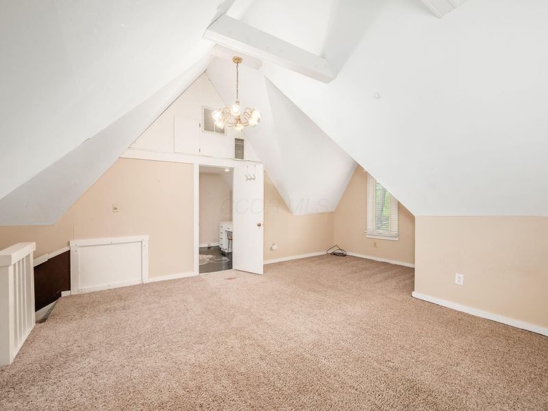 2629 E Broad Street, Columbus, OH 43209 Photo 36