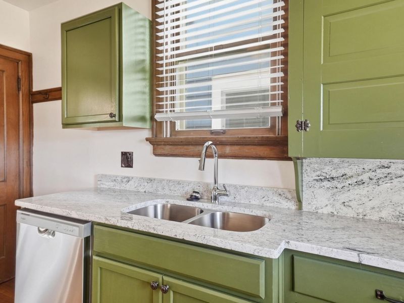 667 E Columbus Street, Columbus, OH 43206 Photo 17