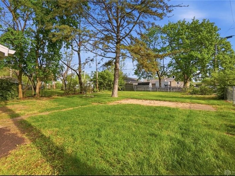 209 Greene Street, Fairborn, OH 45324 Photo 28