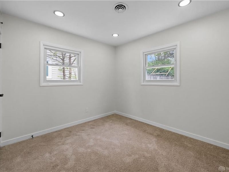 1636 Pence Place, Riverside, OH 45432 Photo 23