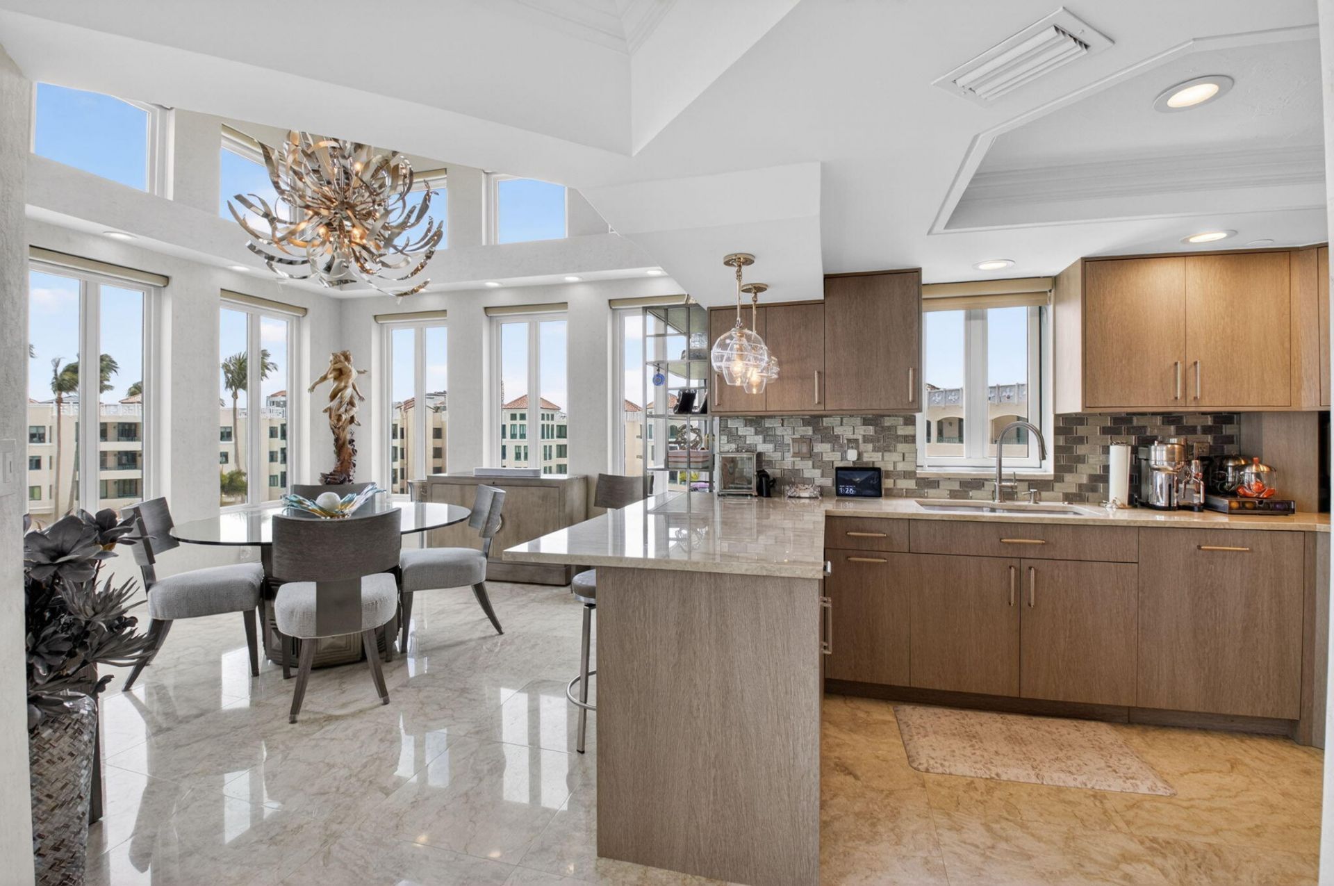 100 SE 5th Avenue, Unit Ph 7, Boca Raton, FL 33432 Photo