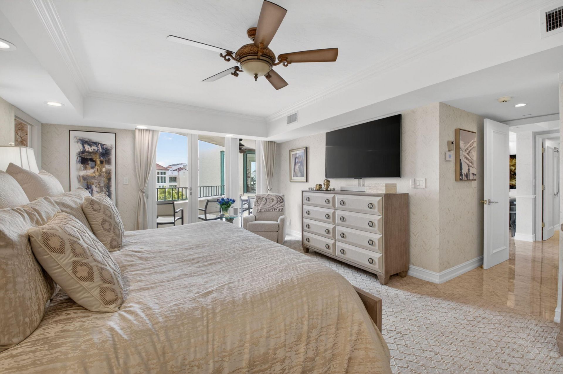 100 SE 5th Avenue, Unit Ph 7, Boca Raton, FL 33432 Photo