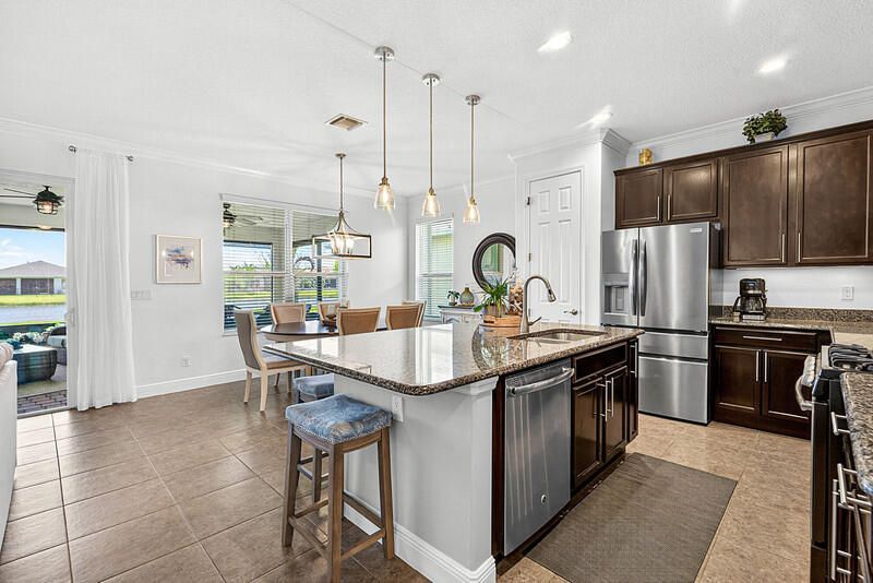 11784 SW Mountain Ash Circle Sw, Port Saint Lucie, FL 34987 Photo