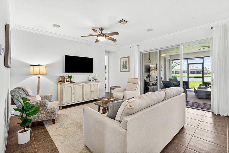 11784 SW Mountain Ash Circle Sw, Port Saint Lucie, FL 34987 Photo