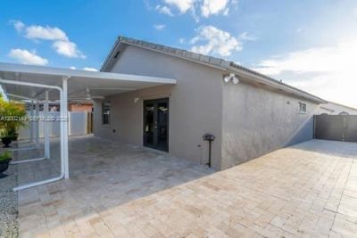 7503 W 34th Ln, Hialeah, FL 33018 Photo