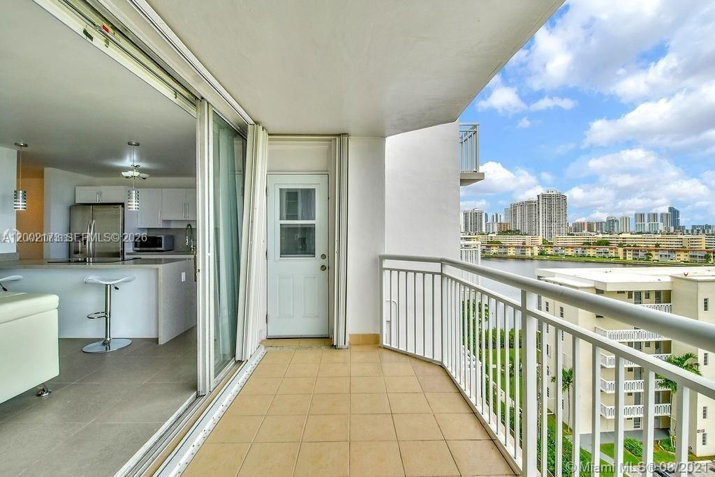 18041 Biscayne Blvd, Unit 801, Aventura, FL 33160 Photo