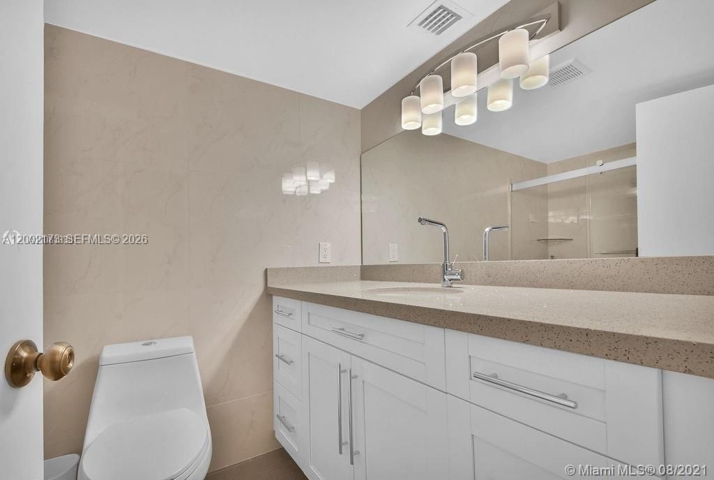 18041 Biscayne Blvd, Unit 801, Aventura, FL 33160 Photo