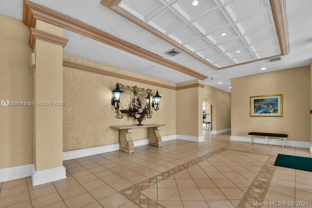 18041 Biscayne Blvd, Unit 801, Aventura, FL 33160 Photo