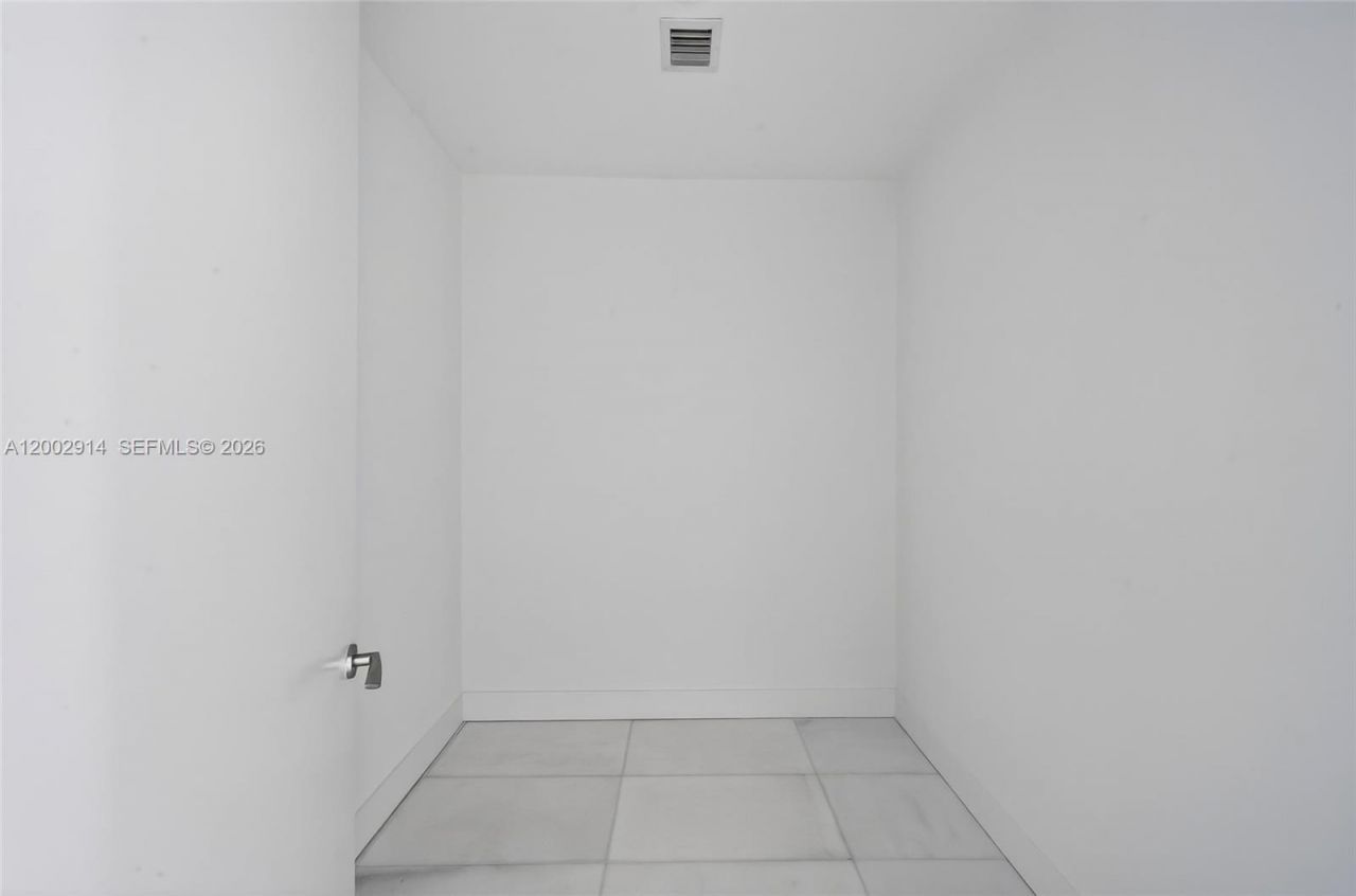 175 SE 25 Rd, Unit 2602, Miami, FL 33129 Photo