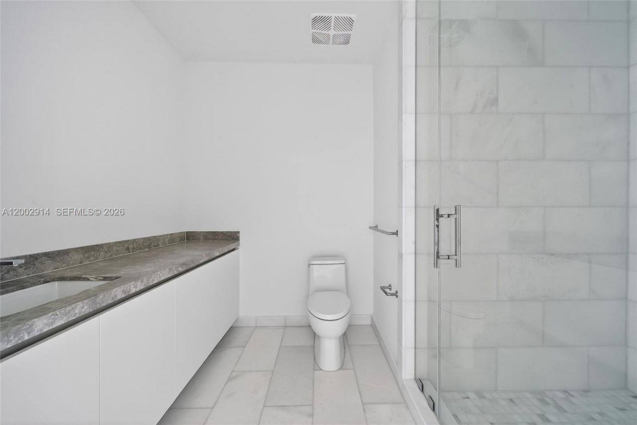 175 SE 25 Rd, Unit 2602, Miami, FL 33129 Photo