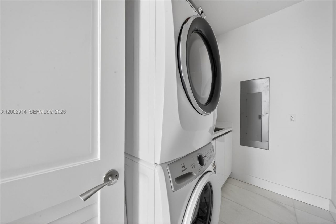 175 SE 25 Rd, Unit 2602, Miami, FL 33129 Photo