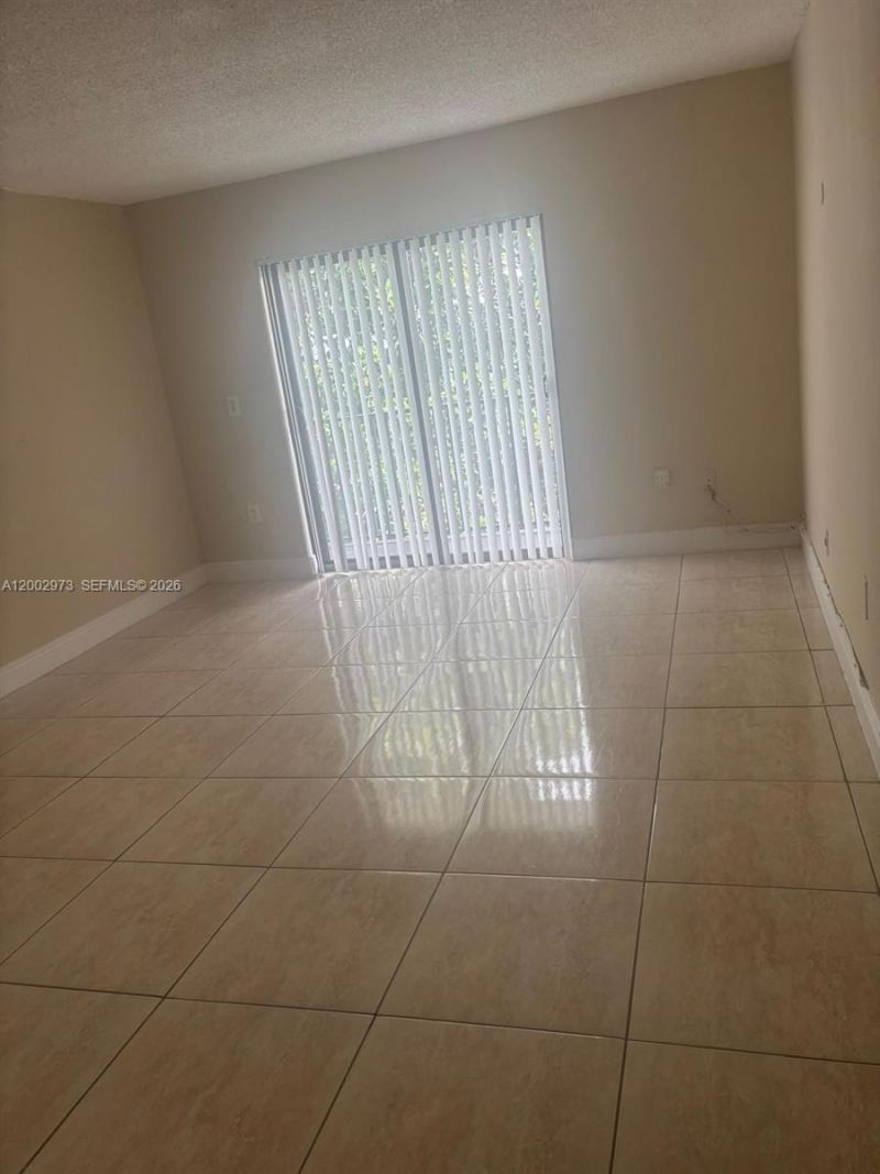 6950 W 6th Ave, Unit 511, Hialeah, FL 33014 Photo