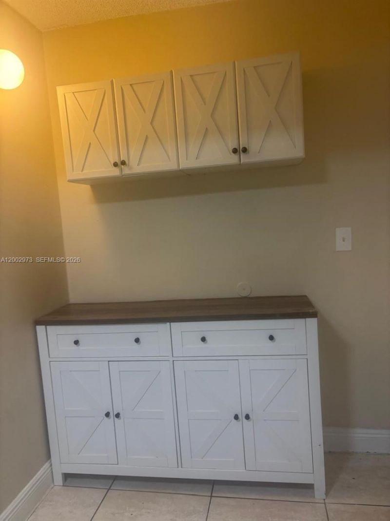 6950 W 6th Ave, Unit 511, Hialeah, FL 33014 Photo