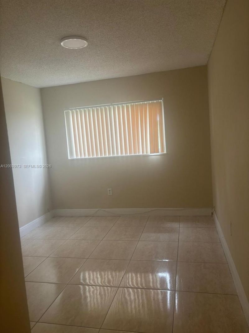 6950 W 6th Ave, Unit 511, Hialeah, FL 33014 Photo