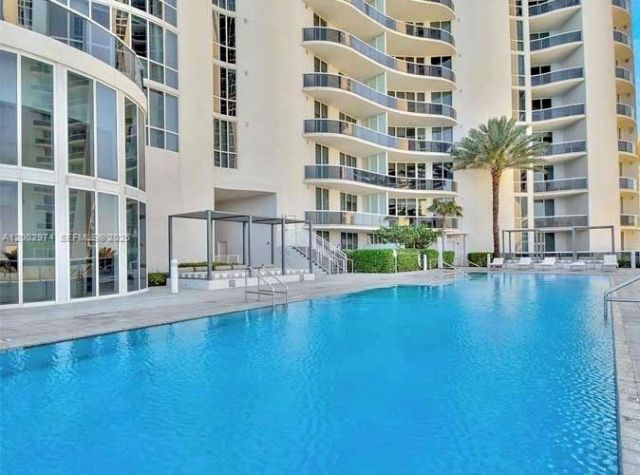 15901 Collins Ave, Unit 1804, Sunny Isles Beach, FL 33160 Photo