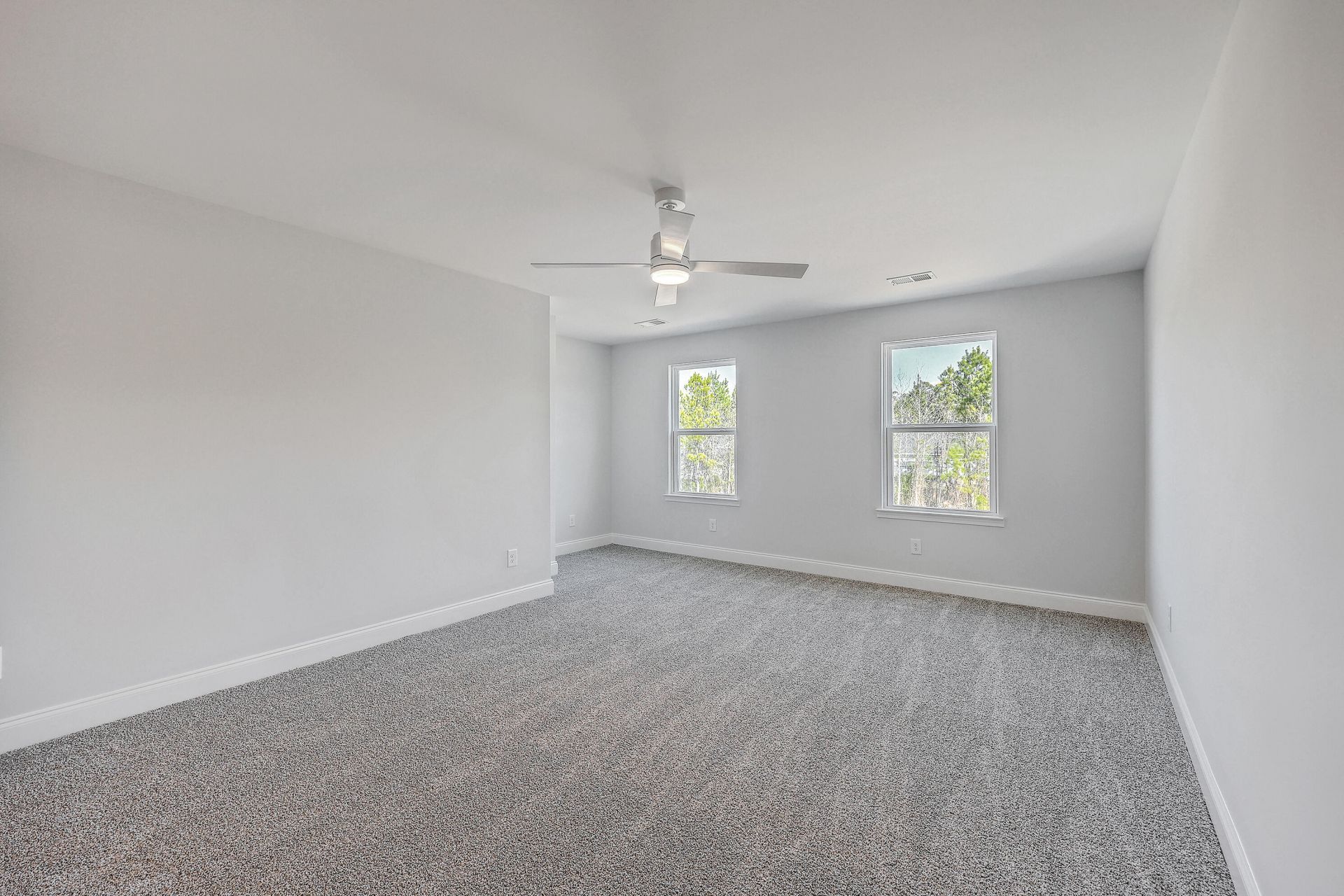 513 New Regenia Place Photo 13