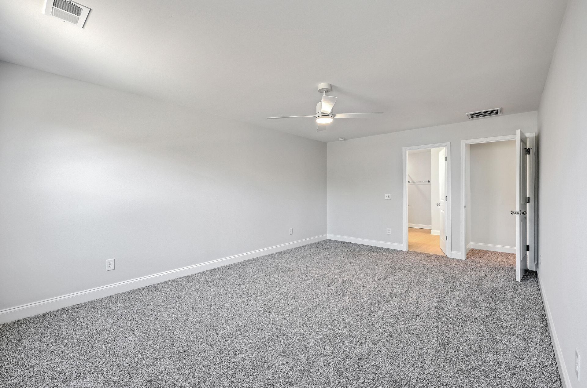 513 New Regenia Place Photo 13
