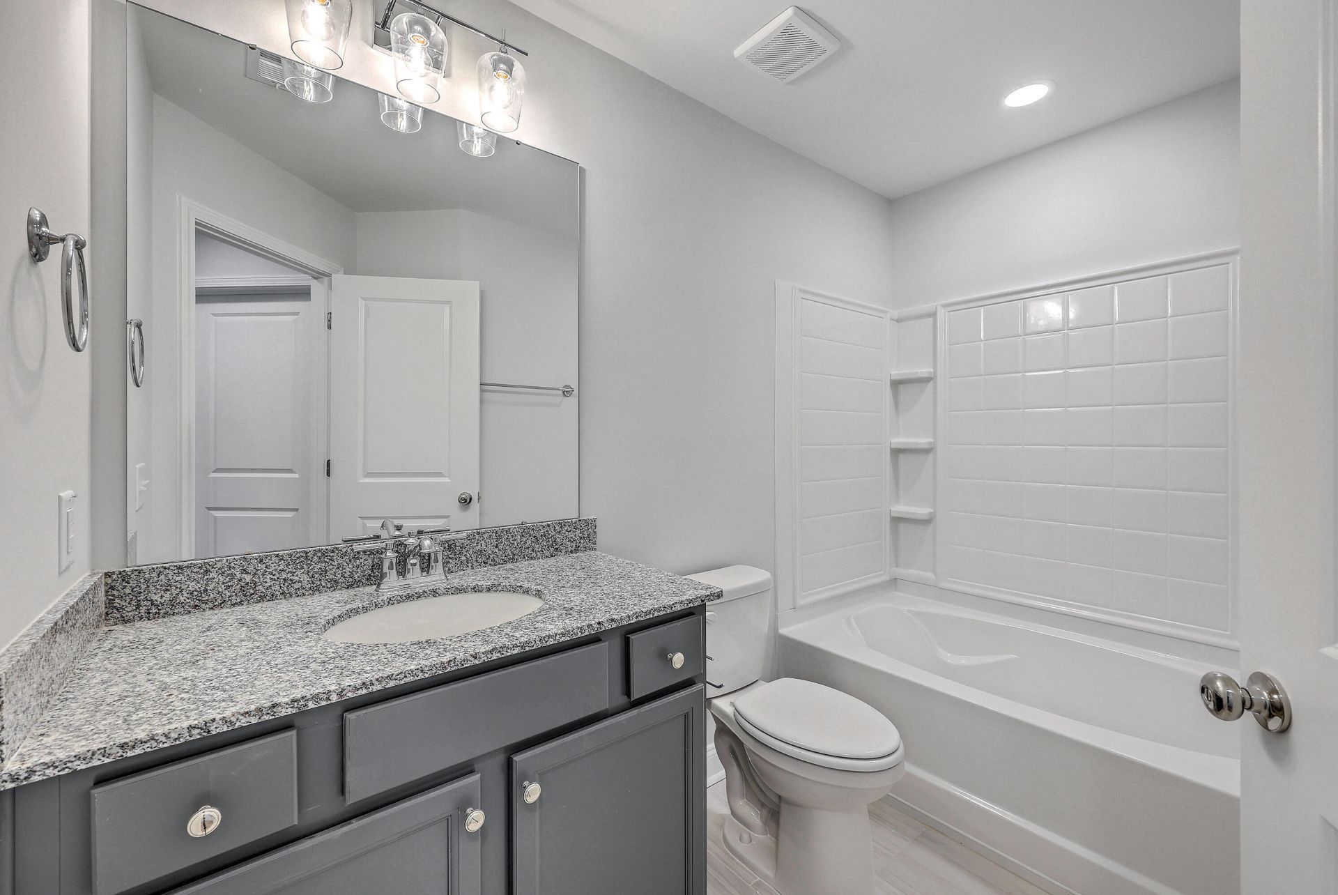 513 New Regenia Place Photo 21