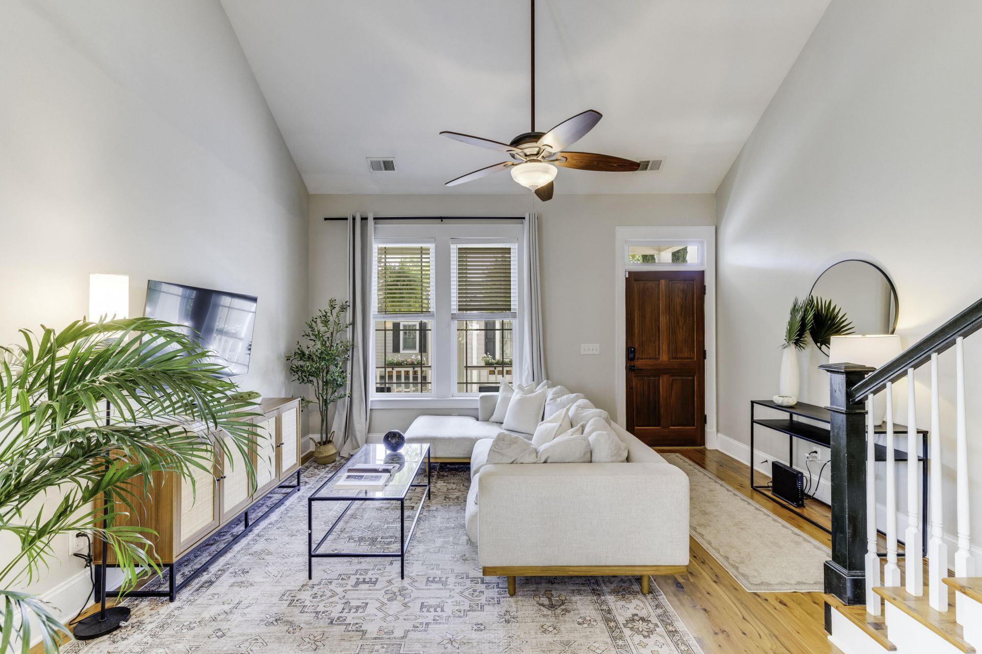 4 Senate Street Photo 12