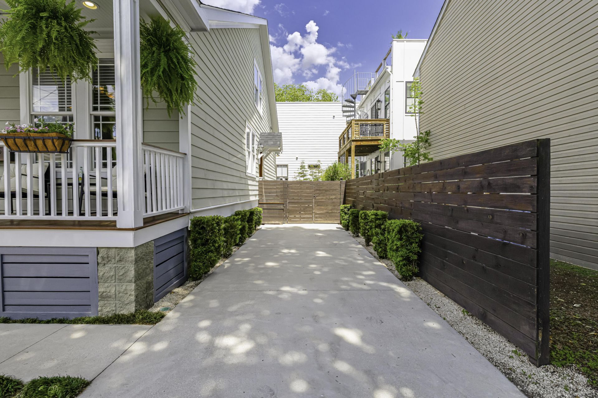 4 Senate Street Photo 5