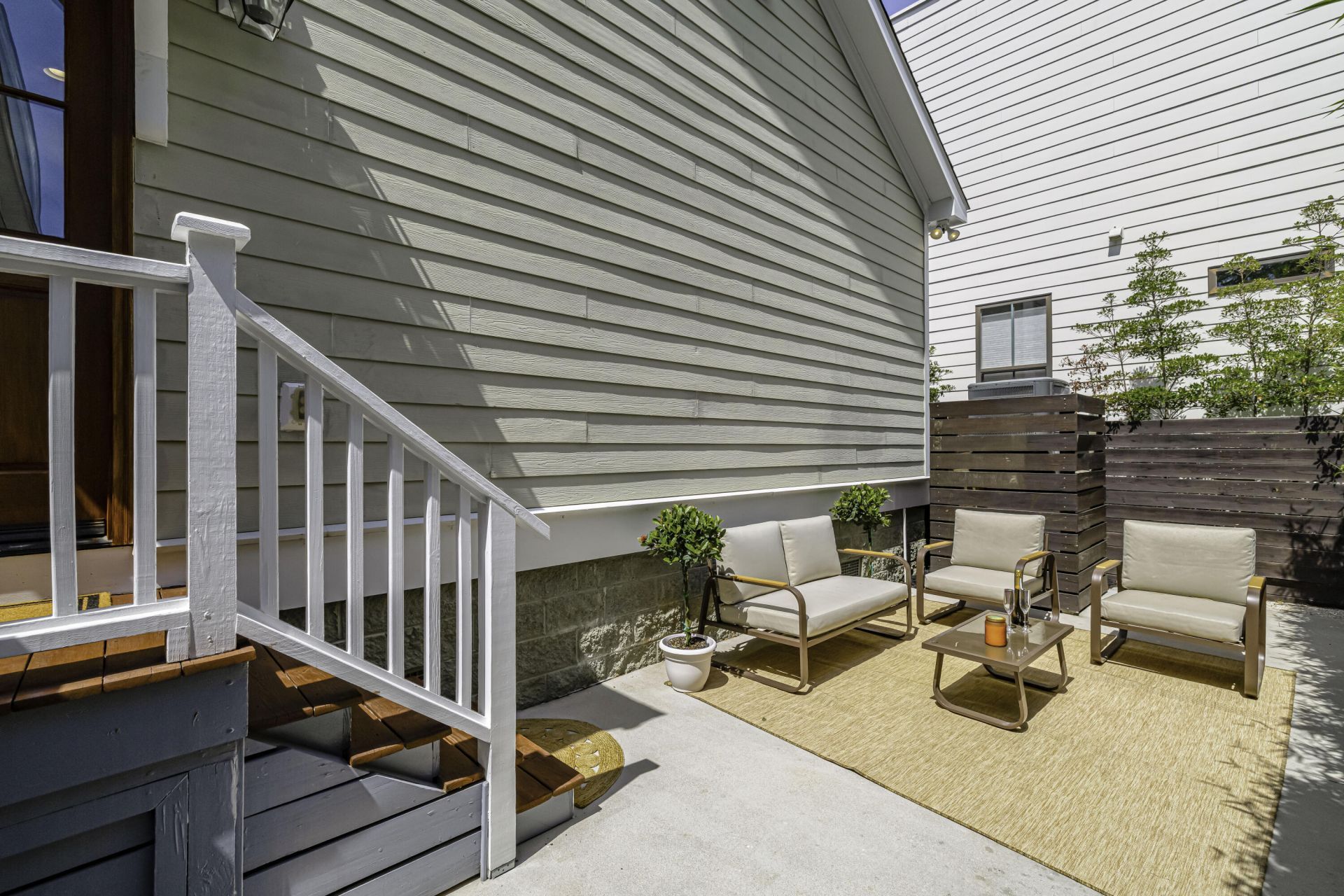 4 Senate Street Photo 6