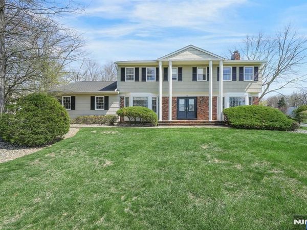 13 Flanders Drive, Montville Township, NJ 07058