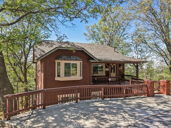28662 Zion Drive, Lake Arrowhead, CA 92352