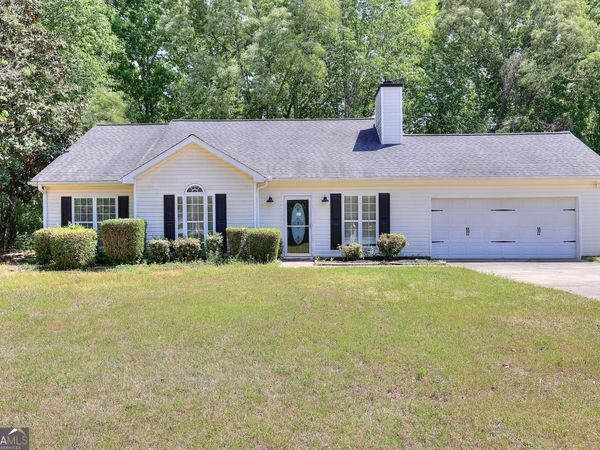 1022 Carriage Way, Loganville, GA 30052