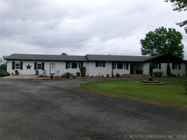 3340 E Smith Ferry Road , Muskogee, OK 74403