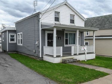 58 Burrstone Road , New York Mills, NY 13417