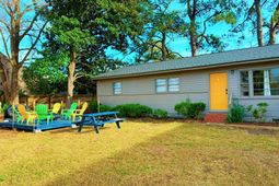 621 Skylark Drive photo 4