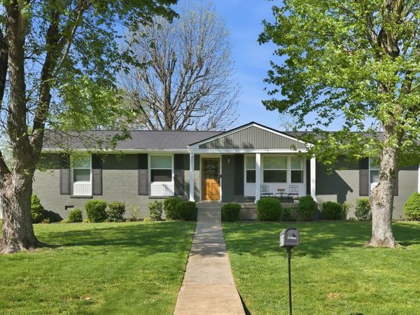 4011 Brookside Dr , Columbia, TN 38401