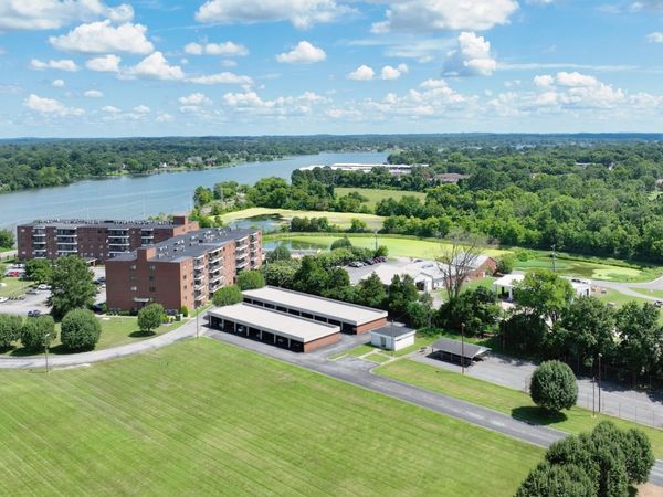 200 Sanders Ferry Rd, Unit 1210, Hendersonville, TN 37075