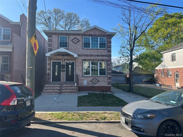 18920 117th Road , Saint Albans, NY 11412