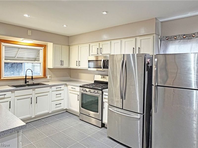 470 Sumatra Avenue, Akron, OH 44305 Photo 10