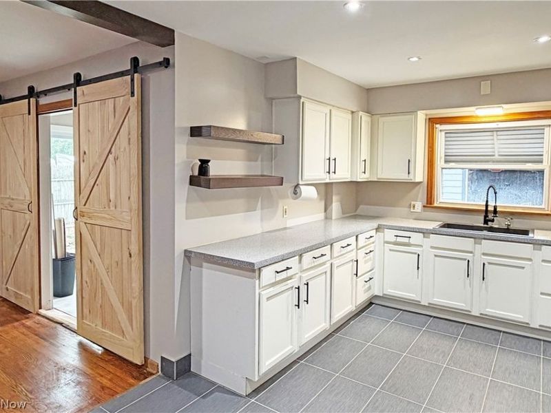 470 Sumatra Avenue, Akron, OH 44305 Photo 11