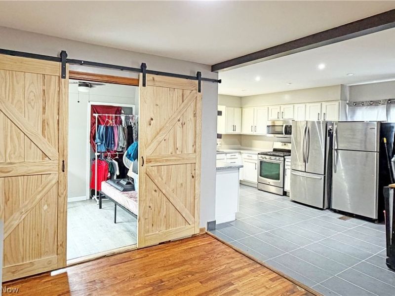 470 Sumatra Avenue, Akron, OH 44305 Photo 9