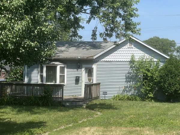18019 Lorenz Avenue , Lansing, IL 60438