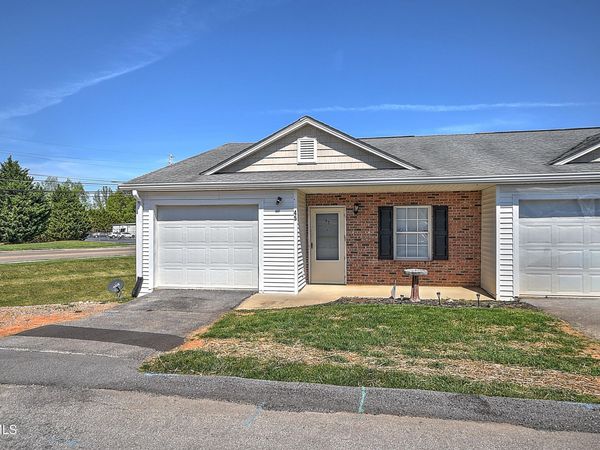 2518 Plymouth Road, Unit 45, Johnson City, TN 37601