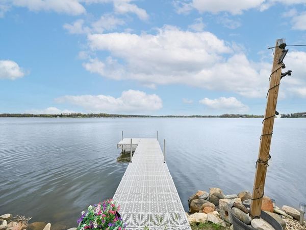 2225 Lakeshore DRIVE, Kansasville, WI 53139