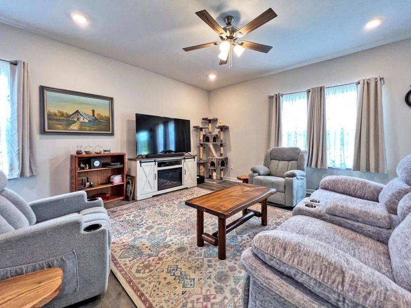 3692 Heritage Farm Lane, Amelia, OH 45102 Photo 14