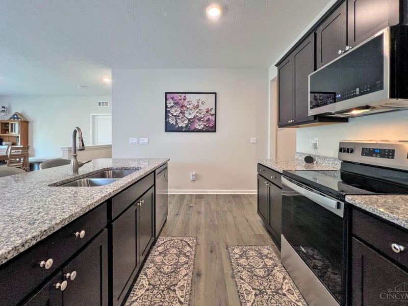 3692 Heritage Farm Lane, Amelia, OH 45102 Photo 7